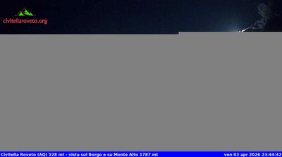 immagine della webcam nei dintorni di Ortona dei Marsi: webcam Civitella Roveto