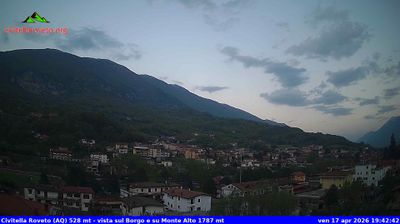 immagine della webcam nei dintorni di Collepardo: webcam Civitella Roveto