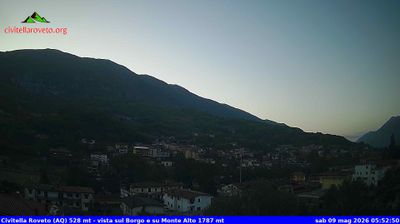 immagine della webcam nei dintorni di Avezzano: webcam Civitella Roveto