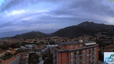 immagine della webcam nei dintorni di Viareggio: webcam Massa