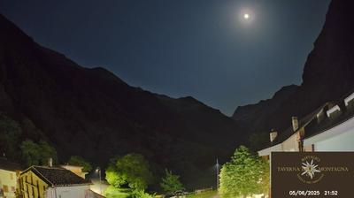 immagine della webcam nei dintorni di Castelluccio Norcia: webcam Montemonaco