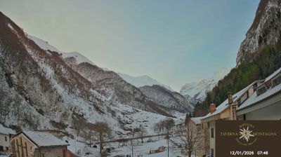 immagine della webcam nei dintorni di Sarnano: webcam Montemonaco