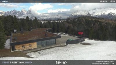 immagine della webcam nei dintorni di Moena: webcam Bellamonte