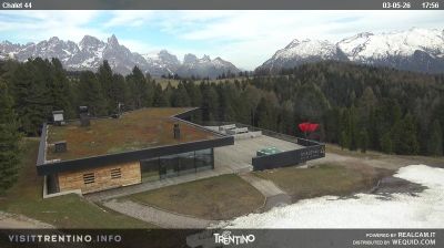 immagine della webcam nei dintorni di Pampeago: webcam Bellamonte