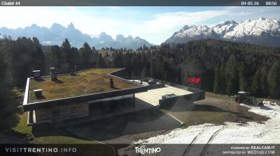 immagine della webcam nei dintorni di Pampeago: webcam Bellamonte