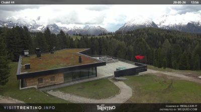 immagine della webcam nei dintorni di San Martino di Castrozza: webcam Bellamonte