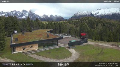 immagine della webcam nei dintorni di San Martino di Castrozza: webcam Bellamonte
