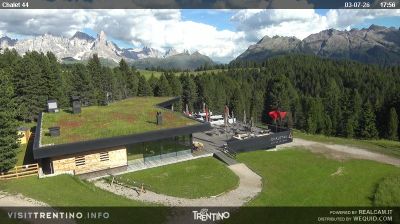 immagine della webcam nei dintorni di San Martino di Castrozza: webcam Bellamonte
