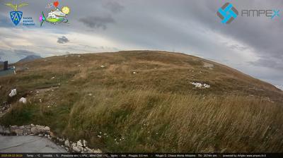 immagine della webcam nei dintorni di Erbezzo: webcam San Giacomo di Brentonico