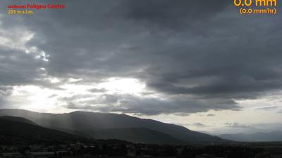 immagine della webcam nei dintorni di San Severino Marche: webcam Colfiorito