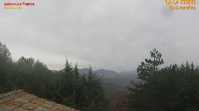 immagine della webcam nei dintorni di Pintura di Bolognola: webcam Colfiorito