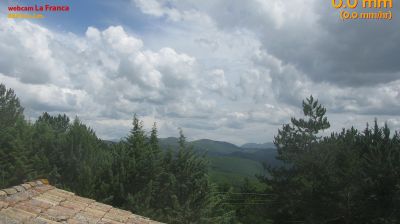 immagine della webcam nei dintorni di Bolognola: webcam Colfiorito
