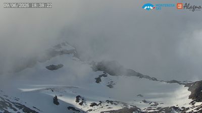 immagine della webcam nei dintorni di Cervinia: webcam Passo dei Salati