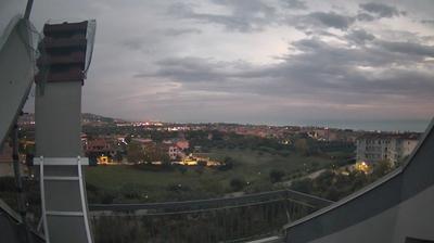 immagine della webcam nei dintorni di Canzano: webcam Scerne