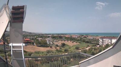 immagine della webcam nei dintorni di Castiglione Messer Raimondo: webcam Scerne