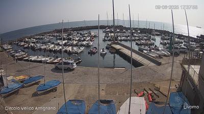 immagine della webcam nei dintorni di Valle Benedetta: webcam Livorno