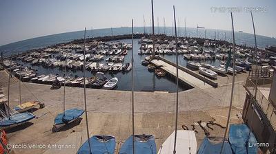 immagine della webcam nei dintorni di Lari: webcam Livorno