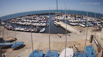 immagine della webcam nei dintorni di La Vettola: webcam Livorno