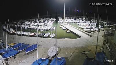 immagine della webcam nei dintorni di Livorno: webcam Antignano