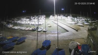immagine della webcam nei dintorni di Rosignano Marittimo: webcam Antignano