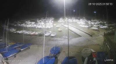 immagine della webcam nei dintorni di Lari: webcam Livorno