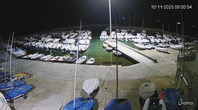 immagine della webcam nei dintorni di Pisa San Giusto: webcam Livorno