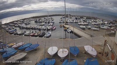 immagine della webcam nei dintorni di Livorno: webcam Antignano