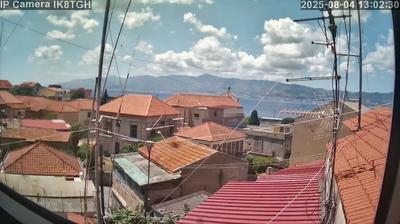 immagine della webcam nei dintorni di Castanea delle Furie: webcam Villa San Giovanni