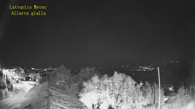 immagine della webcam nei dintorni di Spezzano della Sila: webcam Lattarico