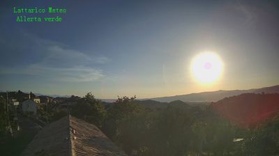immagine della webcam nei dintorni di Spezzano della Sila: webcam Lattarico
