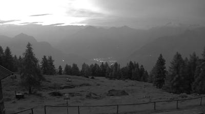 immagine della webcam nei dintorni di Piani di Bobbio: webcam Monte Legnone