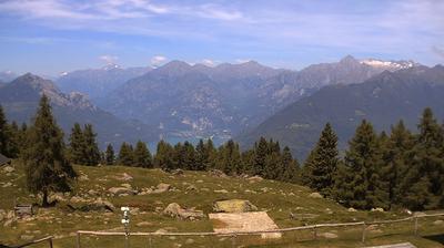immagine della webcam nei dintorni di Sant'Abbondio: webcam Monte Legnone
