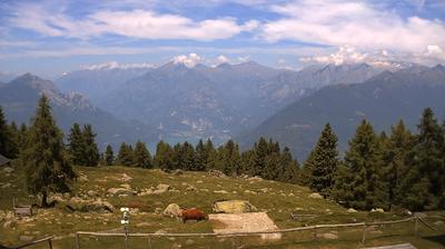 immagine della webcam nei dintorni di Menarola: webcam Monte Legnone