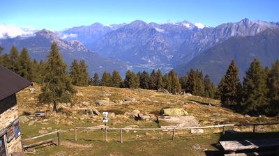 immagine della webcam nei dintorni di Dervio: webcam Monte Legnone