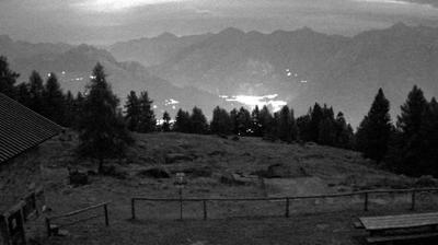 immagine della webcam nei dintorni di Gravedona: webcam Monte Legnone
