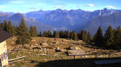 immagine della webcam nei dintorni di Menarola: webcam Monte Legnone