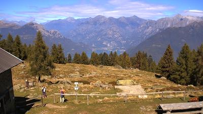 immagine della webcam nei dintorni di Consiglio di Rumo: webcam Monte Legnone