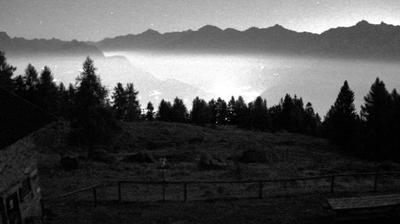immagine della webcam nei dintorni di San Giacomo Filippo: webcam Monte Legnone