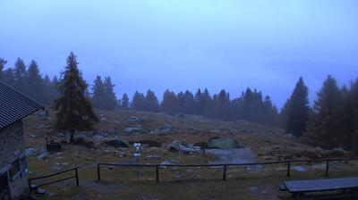 immagine della webcam nei dintorni di Cremia: webcam Monte Legnone