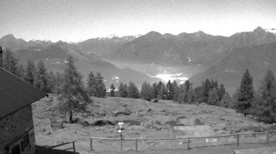 immagine della webcam nei dintorni di Gordona: webcam Monte Legnone