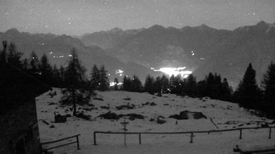 immagine della webcam nei dintorni di Montemezzo: webcam Monte Legnone