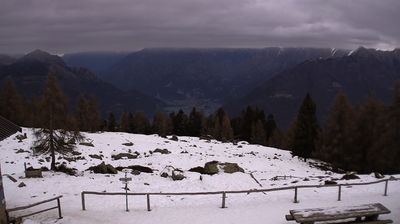 immagine della webcam nei dintorni di Piani di Bobbio: webcam Monte Legnone