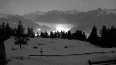 immagine della webcam nei dintorni di Dosso del Liro: webcam Monte Legnone