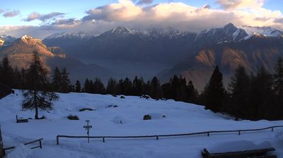 immagine della webcam nei dintorni di Piani di Bobbio: webcam Monte Legnone