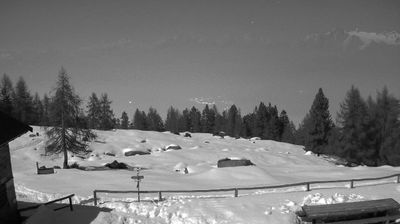 immagine della webcam nei dintorni di Vercana: webcam Monte Legnone