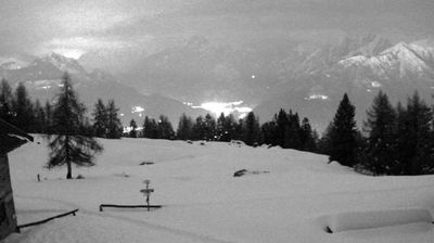 immagine della webcam nei dintorni di Rasura: webcam Monte Legnone
