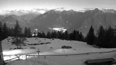 immagine della webcam nei dintorni di Albaredo per San Marco: webcam Monte Legnone