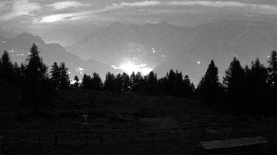 immagine della webcam nei dintorni di Pianello del Lario: webcam Monte Legnone