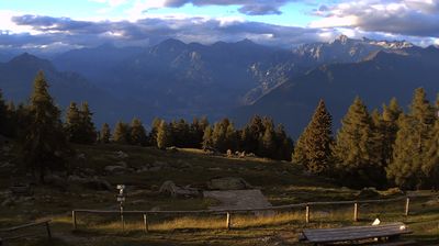 immagine della webcam nei dintorni di Rasura: webcam Monte Legnone