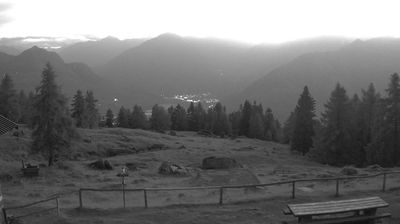 immagine della webcam nei dintorni di Rasura: webcam Monte Legnone